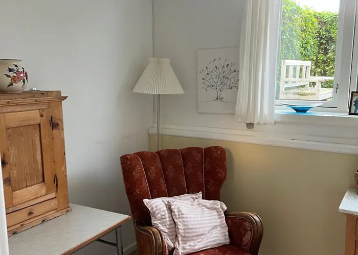 Lises Oda ve Kahvaltı 3*